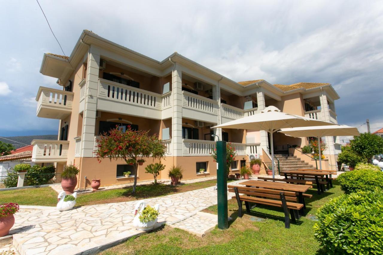 Lady Elena Hotel Амудия Екстериор снимка