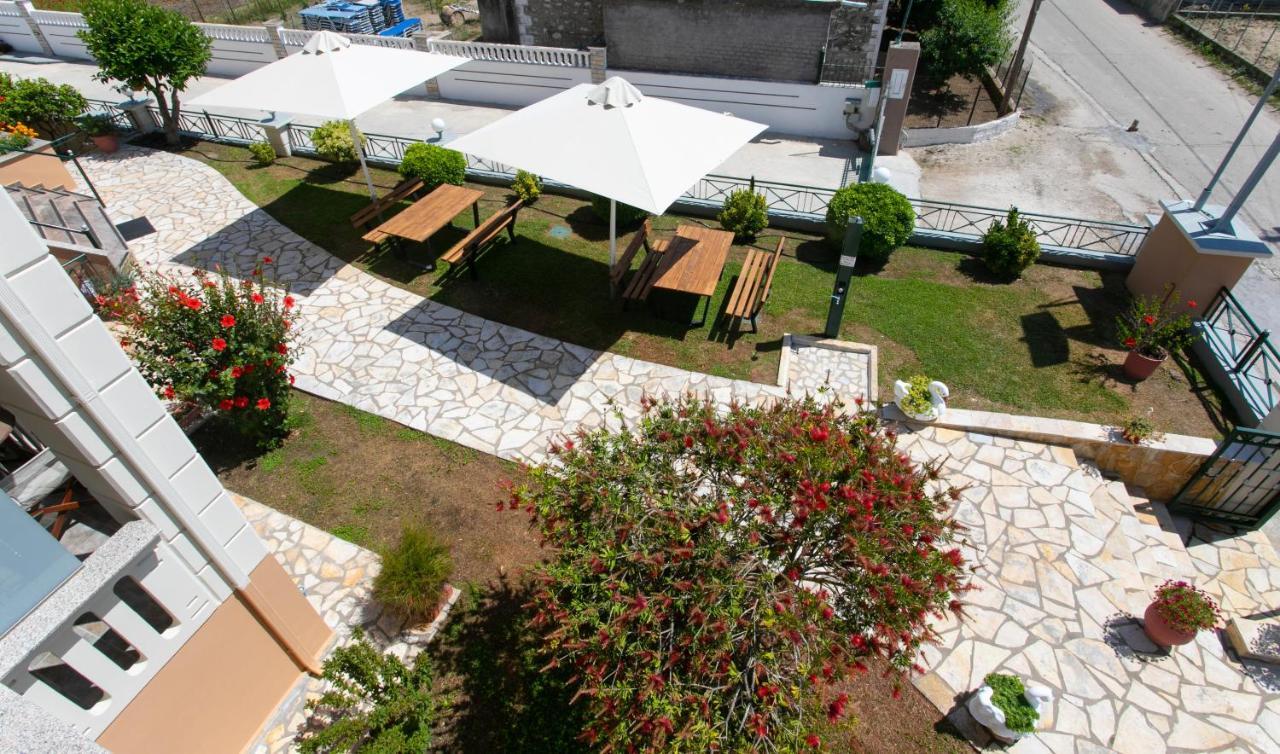 Lady Elena Hotel Амудия Екстериор снимка