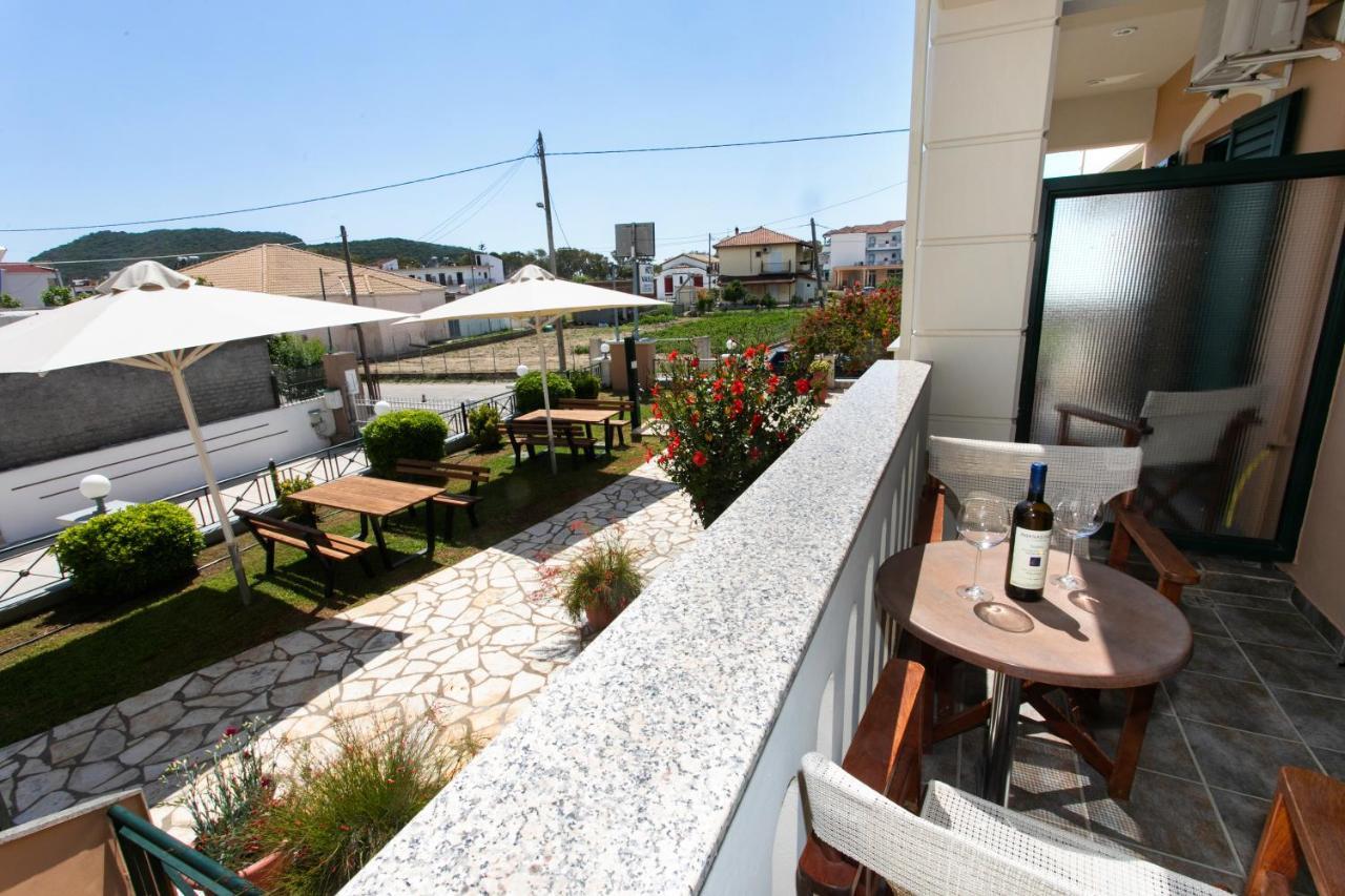 Lady Elena Hotel Амудия Екстериор снимка